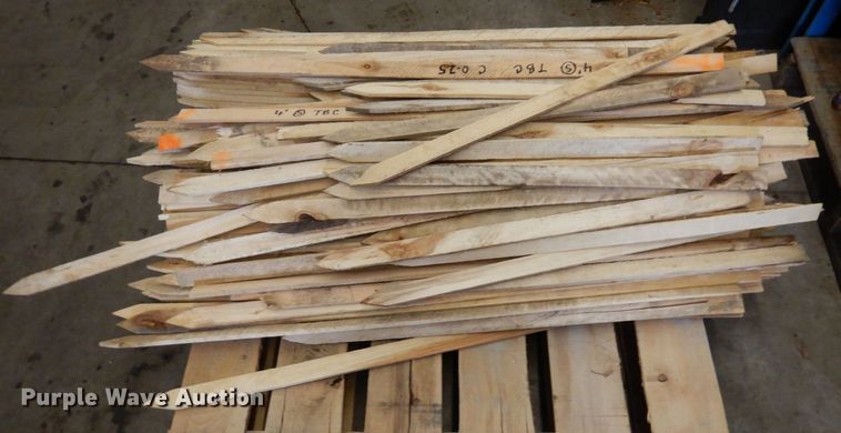 image for item KU9782 Wood stakes