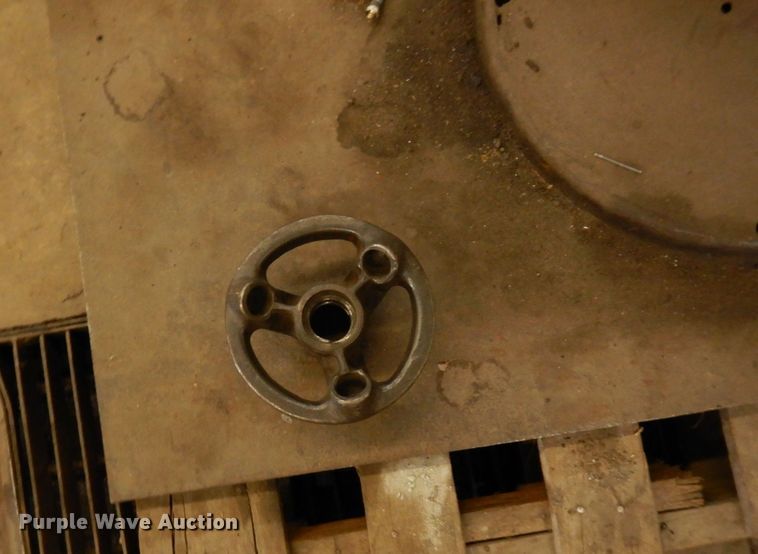 image for item KU9791 Tire changer