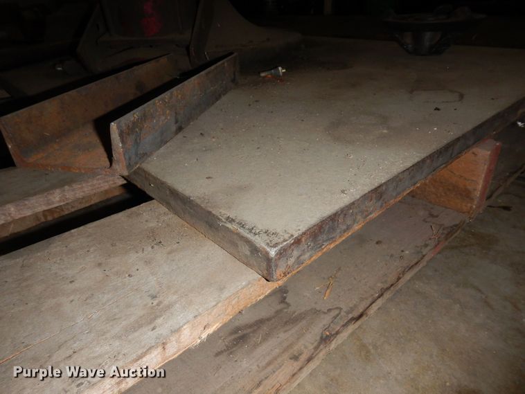 image for item KU9791 Tire changer