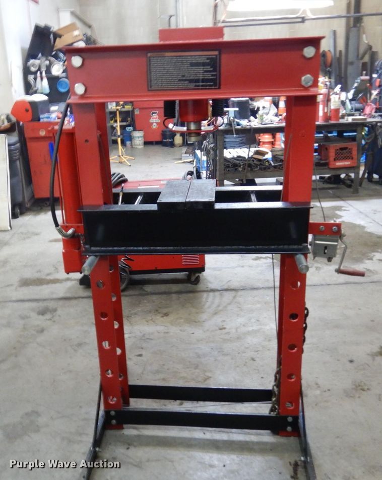 image for item KU9802 Torin Big Red  40 ton hydraulic press