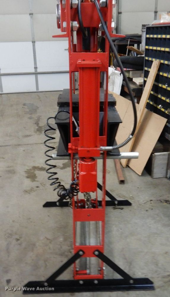 image for item KU9802 Torin Big Red  40 ton hydraulic press