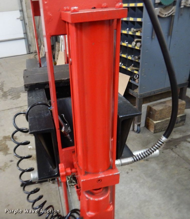 image for item KU9802 Torin Big Red  40 ton hydraulic press