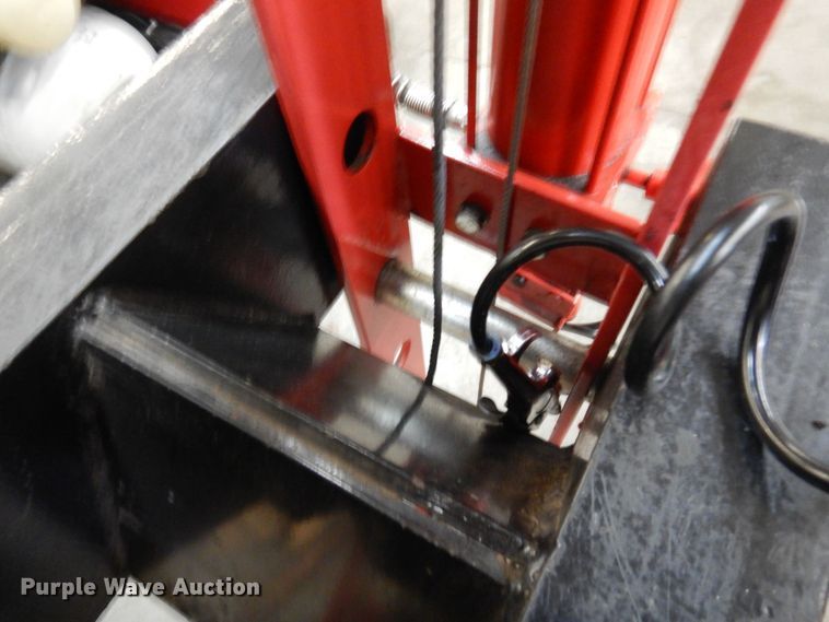 image for item KU9802 Torin Big Red  40 ton hydraulic press