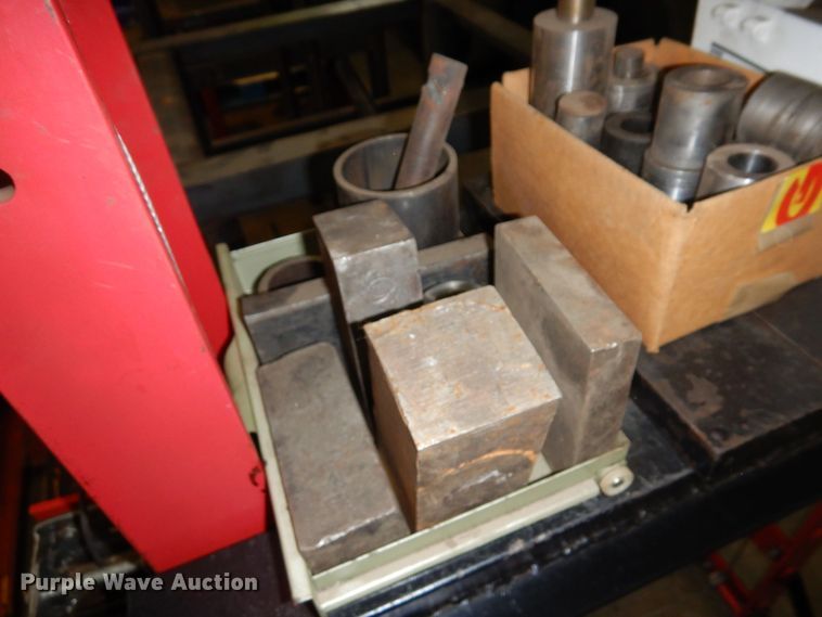 image for item KU9802 Torin Big Red  40 ton hydraulic press