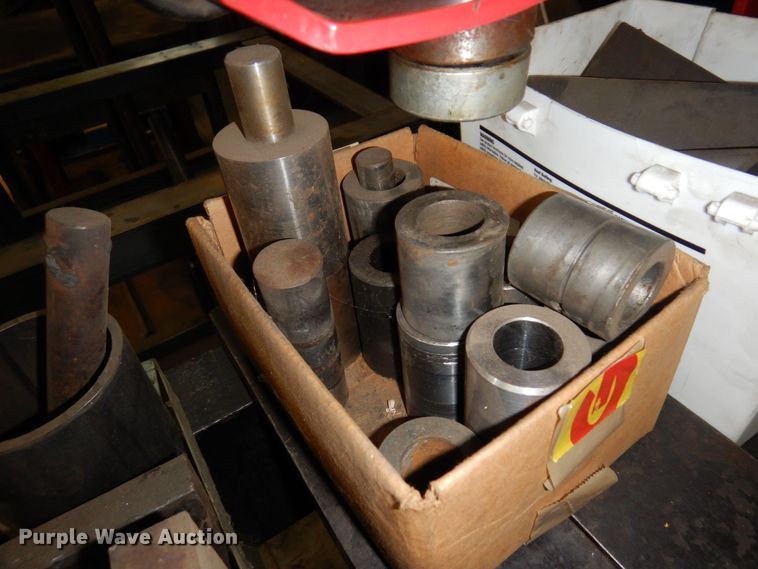 image for item KU9802 Torin Big Red  40 ton hydraulic press