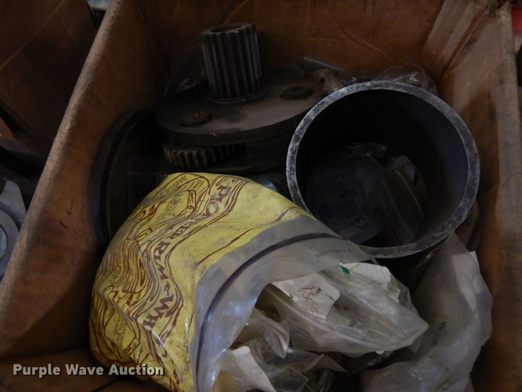 image for item KU9806 Mauldin  motor grader parts