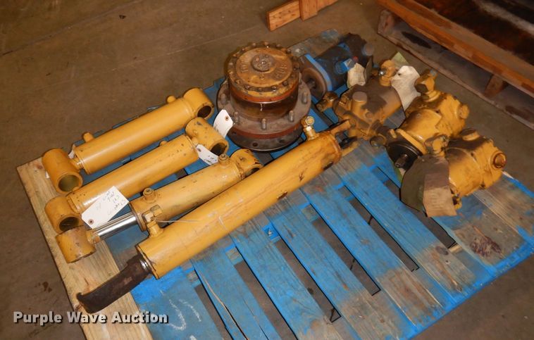 image for item KU9807 Puckett  motor grader parts