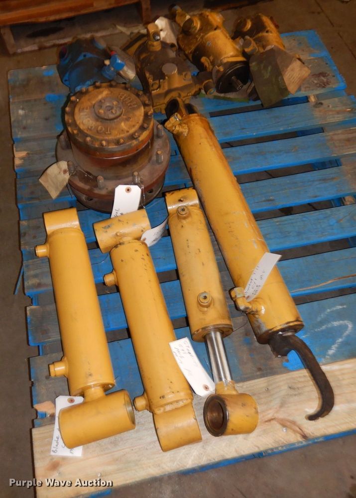 image for item KU9807 Puckett  motor grader parts