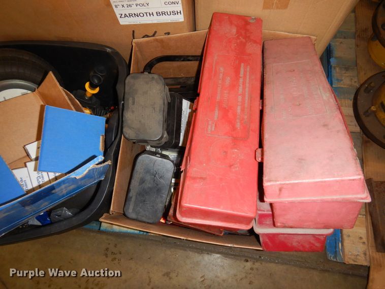 image for item KU9813 Tools