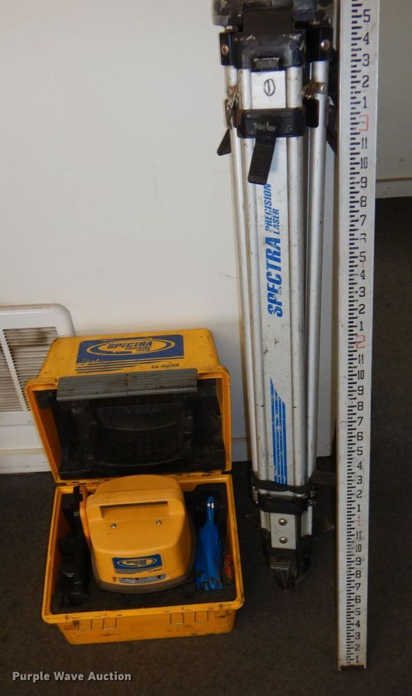 image for item KU9817 Spectra LL500  laser leveling equipment
