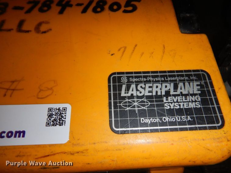 image for item KU9818 Spectra LL500  laser leveling equipment