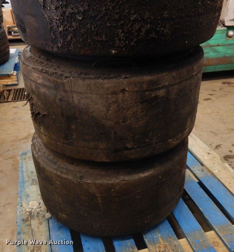 image for item KU9850 (4) 12-16.5 skid steer tires and wheels