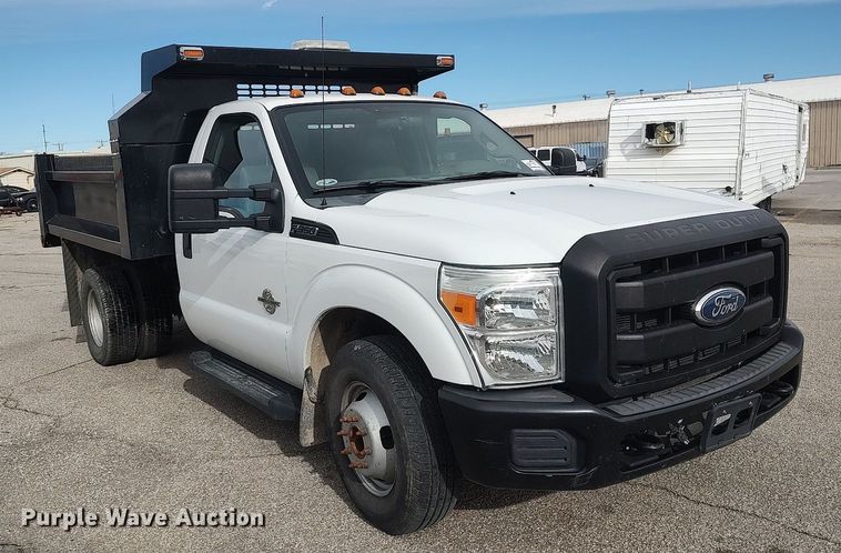 image for item DG5365 2011 Ford F350 Super Duty  dump bed pickup truck
