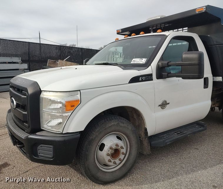 image for item DG5365 2011 Ford F350 Super Duty  dump bed pickup truck