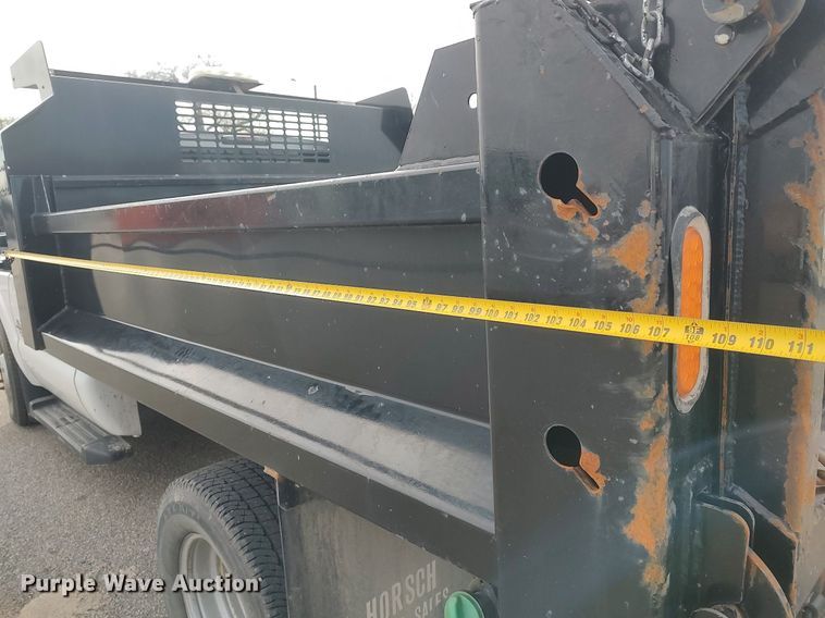 image for item DG5365 2011 Ford F350 Super Duty  dump bed pickup truck