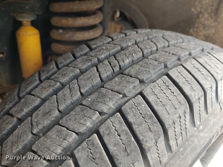 image for item DG5365 2011 Ford F350 Super Duty  dump bed pickup truck