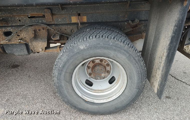 image for item DG5365 2011 Ford F350 Super Duty  dump bed pickup truck