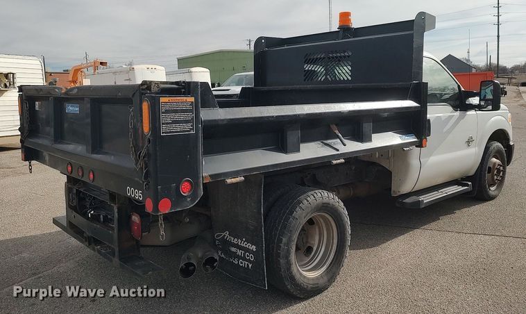 image for item DG5366 2011 Ford F350 Super Duty  dump bed pickup truck