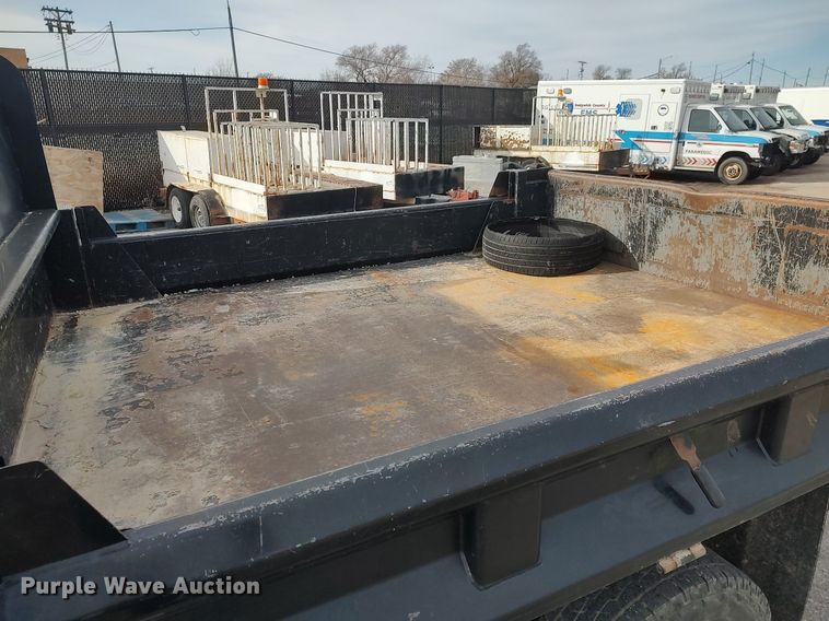 image for item DG5366 2011 Ford F350 Super Duty  dump bed pickup truck