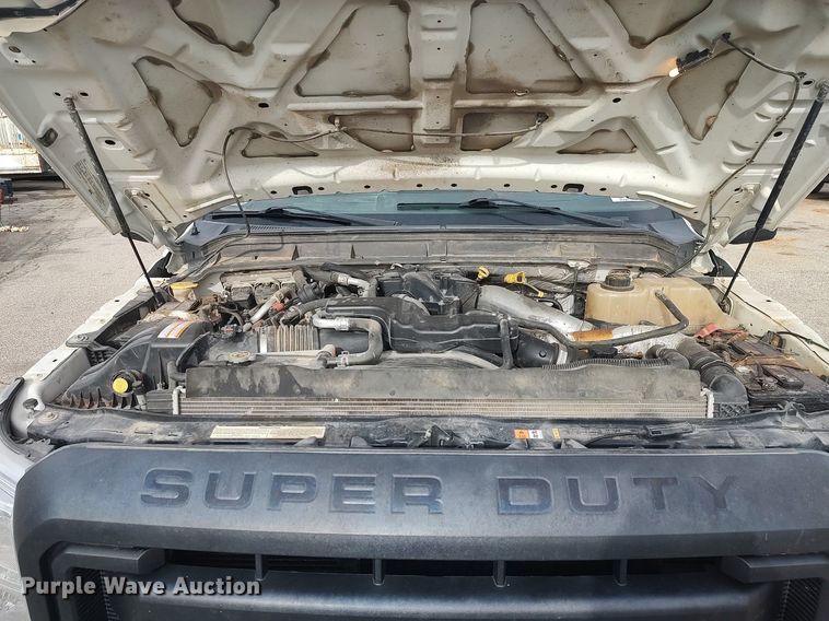 image for item DG5366 2011 Ford F350 Super Duty  dump bed pickup truck