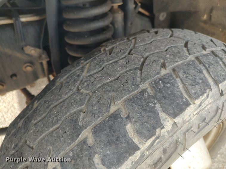 image for item DG5366 2011 Ford F350 Super Duty  dump bed pickup truck