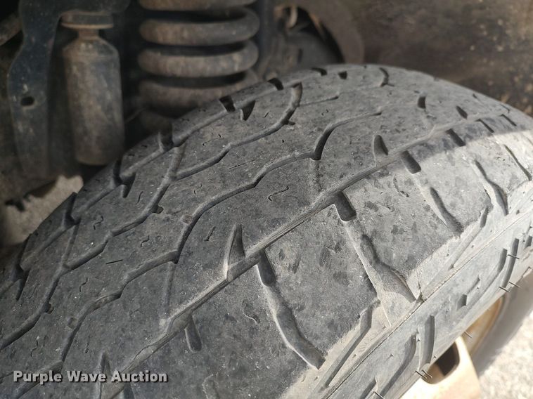 image for item DG5366 2011 Ford F350 Super Duty  dump bed pickup truck