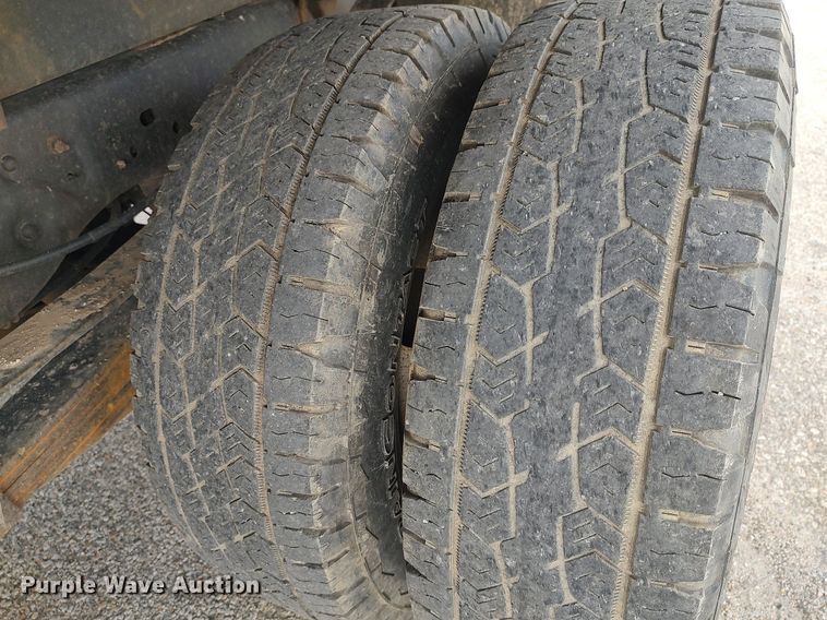 image for item DG5366 2011 Ford F350 Super Duty  dump bed pickup truck