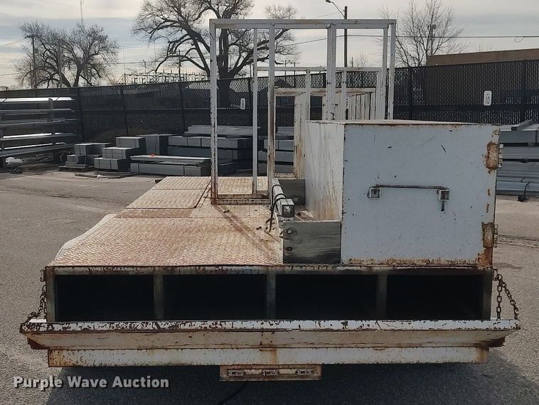 image for item DG5371 1995 Starlite  utility trailer