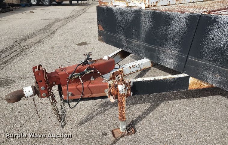 image for item DG5371 1995 Starlite  utility trailer