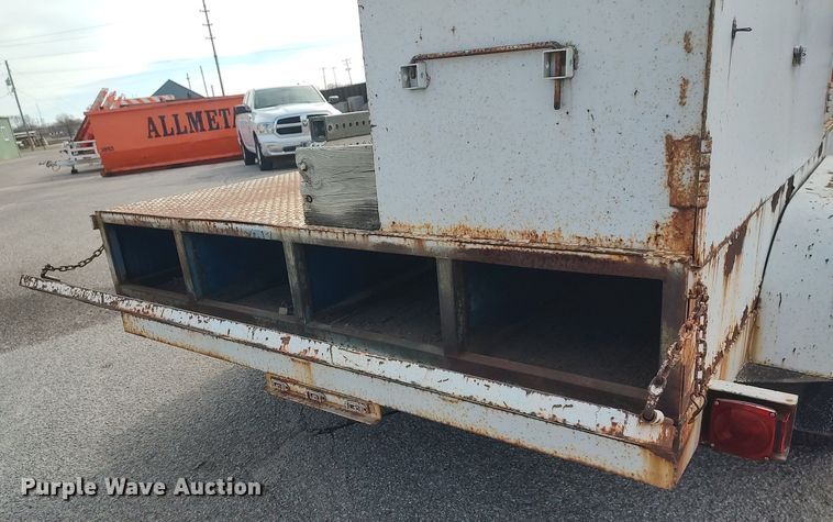 image for item DG5371 1995 Starlite  utility trailer