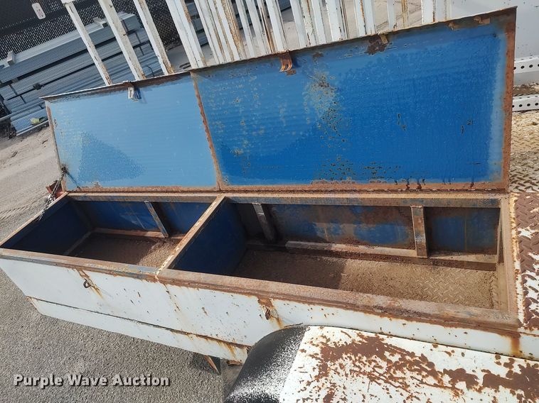 image for item DG5371 1995 Starlite  utility trailer