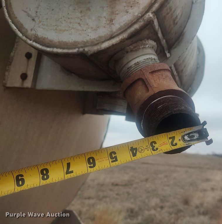 image for item DK4414 1974 Reliable  tank trailer