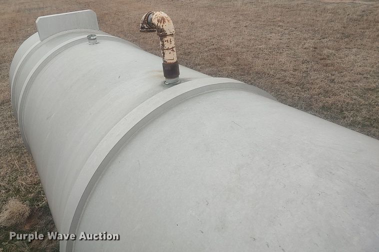 image for item DK4414 1974 Reliable  tank trailer