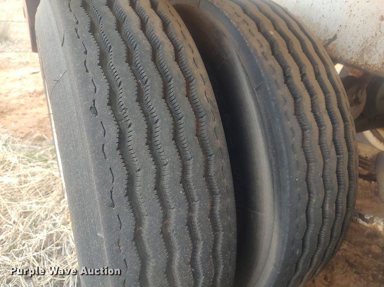 image for item DK4414 1974 Reliable  tank trailer