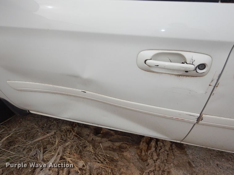 image for item DK7656 2005 Chrysler Town & Country LX  van