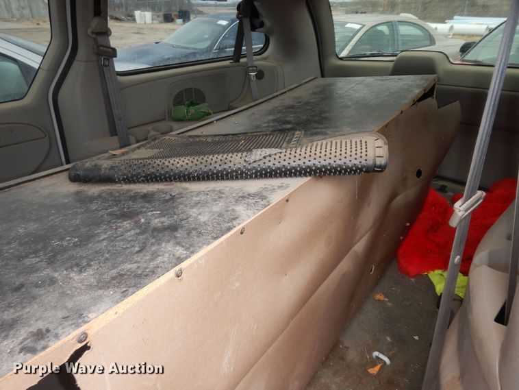 image for item DK7656 2005 Chrysler Town & Country LX  van