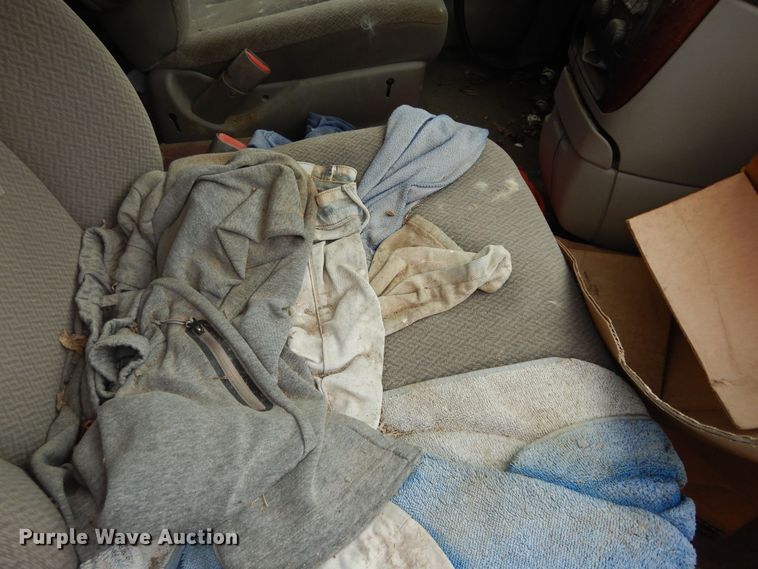 image for item DK7656 2005 Chrysler Town & Country LX  van