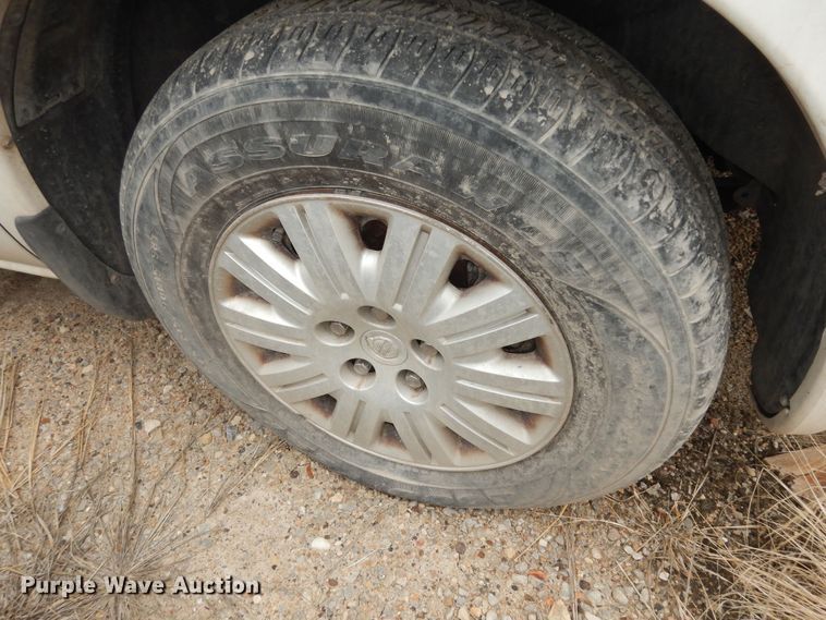 image for item DK7656 2005 Chrysler Town & Country LX  van