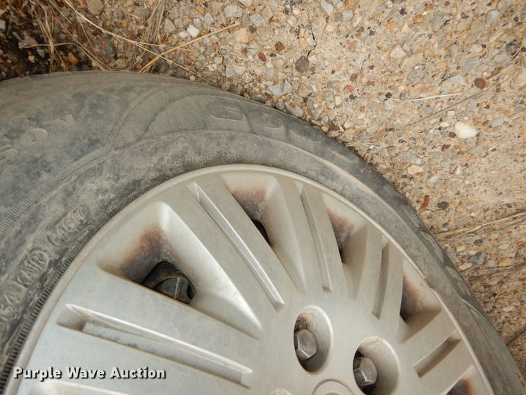 image for item DK7656 2005 Chrysler Town & Country LX  van