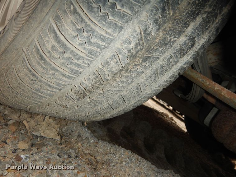 image for item DK7656 2005 Chrysler Town & Country LX  van