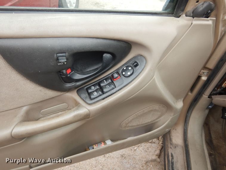 image for item DK7658 2002 Chevrolet Malibu