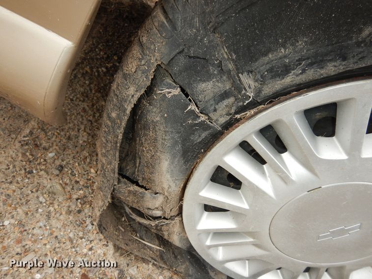 image for item DK7658 2002 Chevrolet Malibu