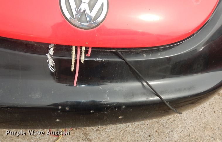 image for item DK7661 2000 Volkswagen New Beetle GLX