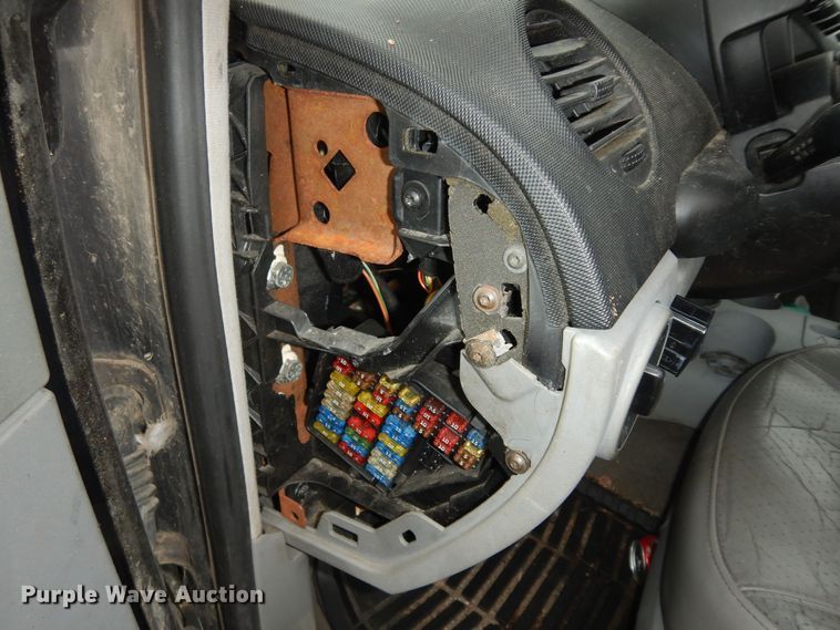 image for item DK7661 2000 Volkswagen New Beetle GLX