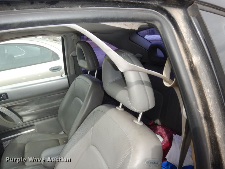 image for item DK7661 2000 Volkswagen New Beetle GLX