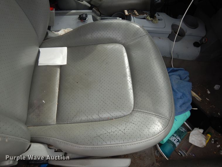 image for item DK7661 2000 Volkswagen New Beetle GLX