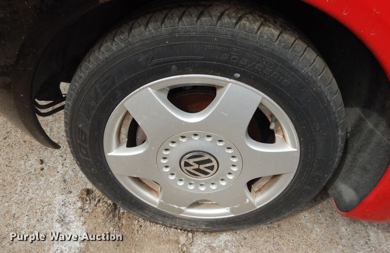 image for item DK7661 2000 Volkswagen New Beetle GLX