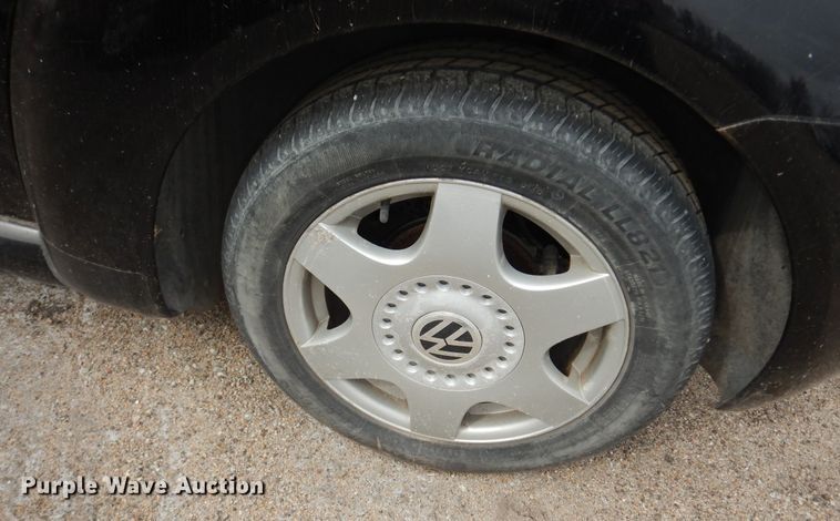 image for item DK7661 2000 Volkswagen New Beetle GLX