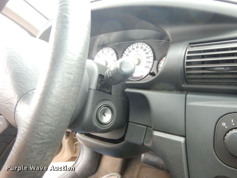 image for item DK7662 2004 Dodge Stratus SE