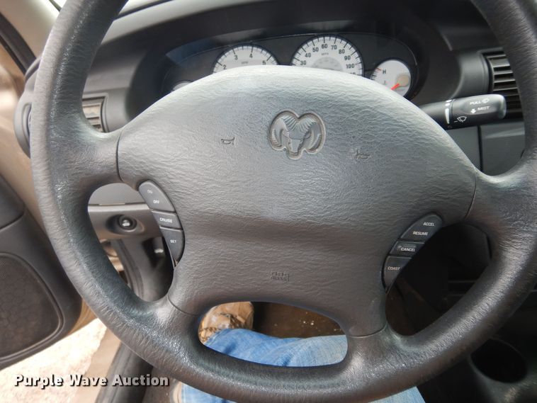 image for item DK7662 2004 Dodge Stratus SE